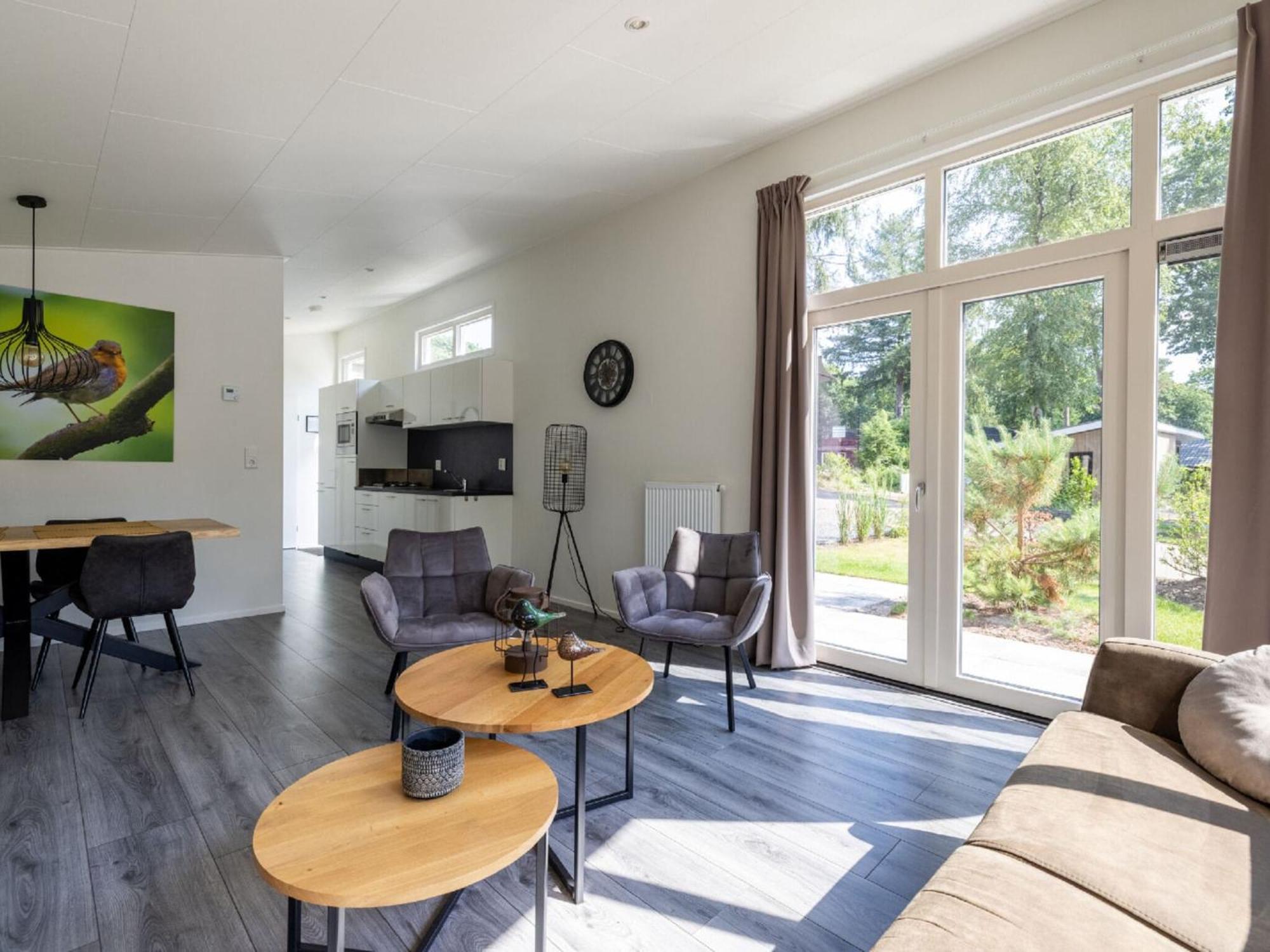 Comfortable Chalet With Combination Microwave Near The Veluwe 헨덜루 외부 사진